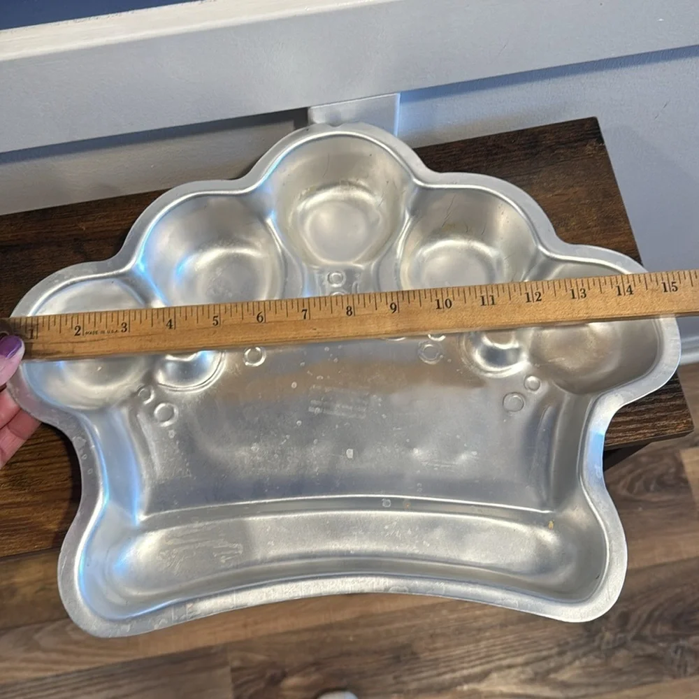 Wilton Princess 2006 crown cake pan mold Birthday Kings Crown # 2105-1015